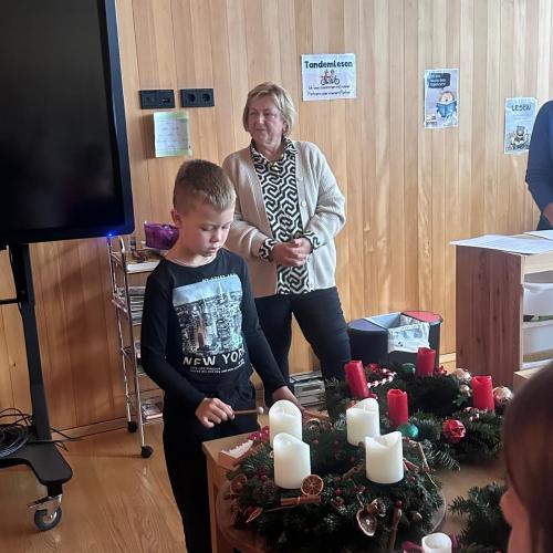 Adventkranzweihe 2025 7